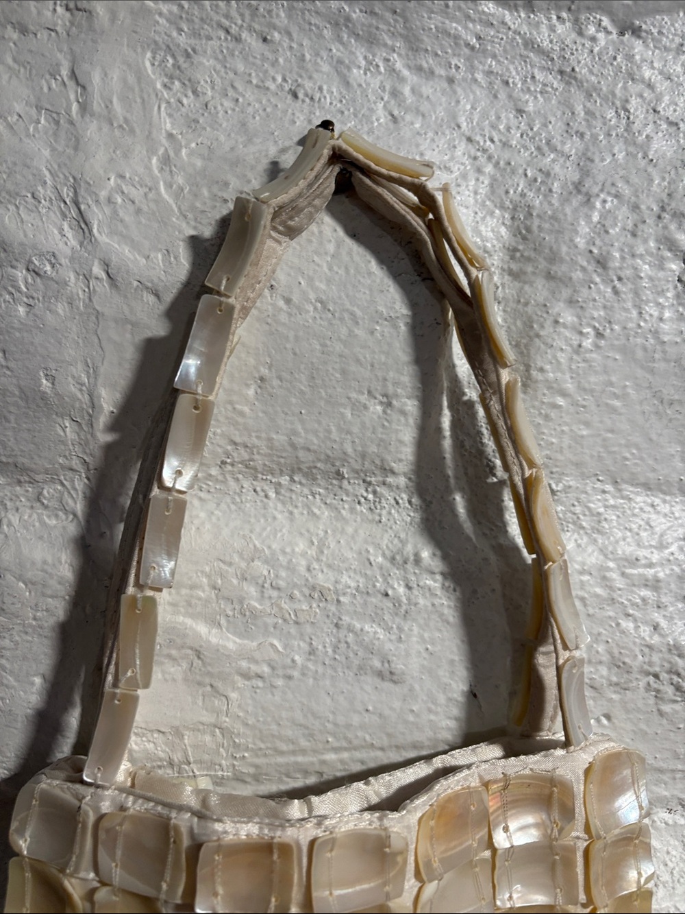 Express Mother of Pearl Style Handbag - Picture 4 of 9